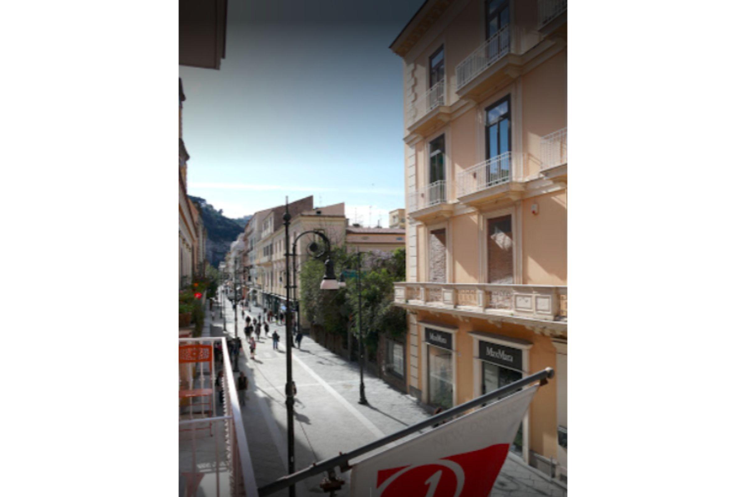 Palazzo Tasso Bed & Breakfast Соренто Екстериор снимка