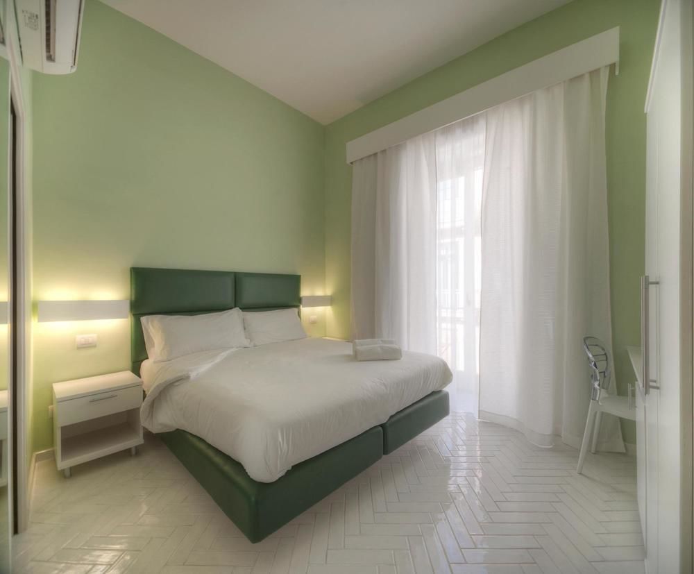 Palazzo Tasso Bed & Breakfast Соренто Екстериор снимка